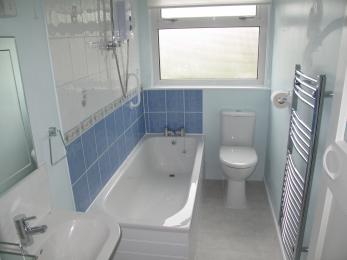 Upper Dunmallard Bathroom