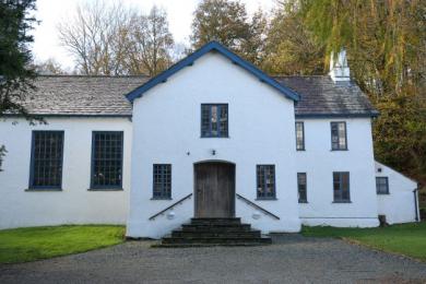 Quaker Meeting House front