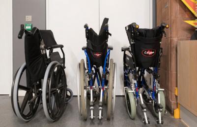 Scottish National Portrait Gallery -wheelchair loans