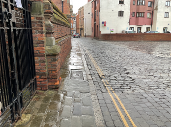 Cobbled Street outside Wilberforce House