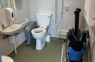 Inside the Pooley Bridge Pier House toilet