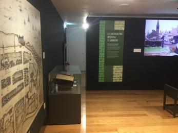 Image shows the narrowest part of the exhibition space 