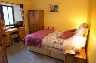 The Beltie Byre Self Catering Cottage Double Ensuite Room (with wet room)