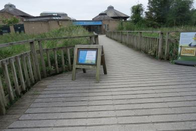Entry board walk from car park to Visitor Centre.