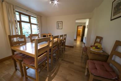 Low How Cottage Dining Room
