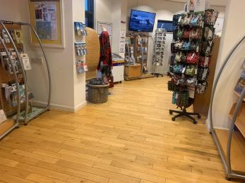 Accessible shop floor