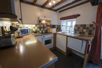 Tarn Foot Cottage Kitchen