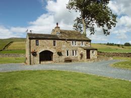 Front View of Shepherds Cottage