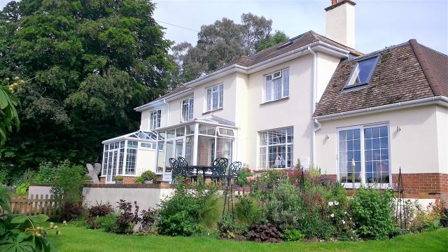 Sidmouth bed and breakfast and self catering cottage